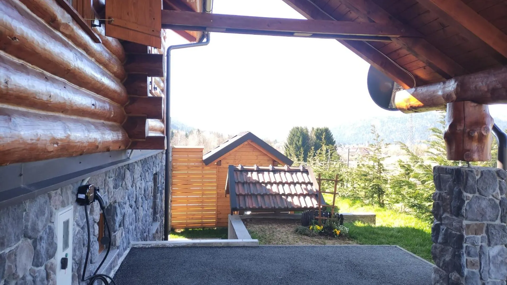 Log Home Mountain Mama Ravna Gora Croatia